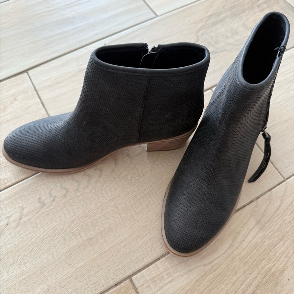 Treasure & Bond Textured Black Ankle Booties